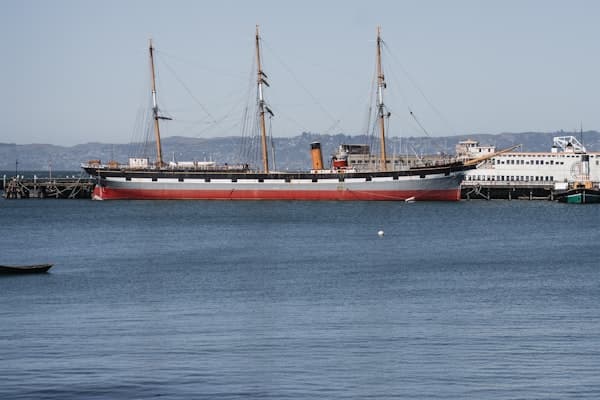 आप्रवासन की लहरें